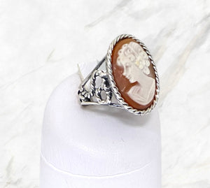 Anello Cammeo